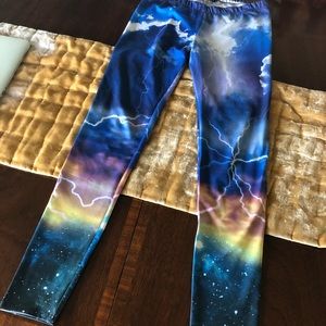 Electric sky leggings